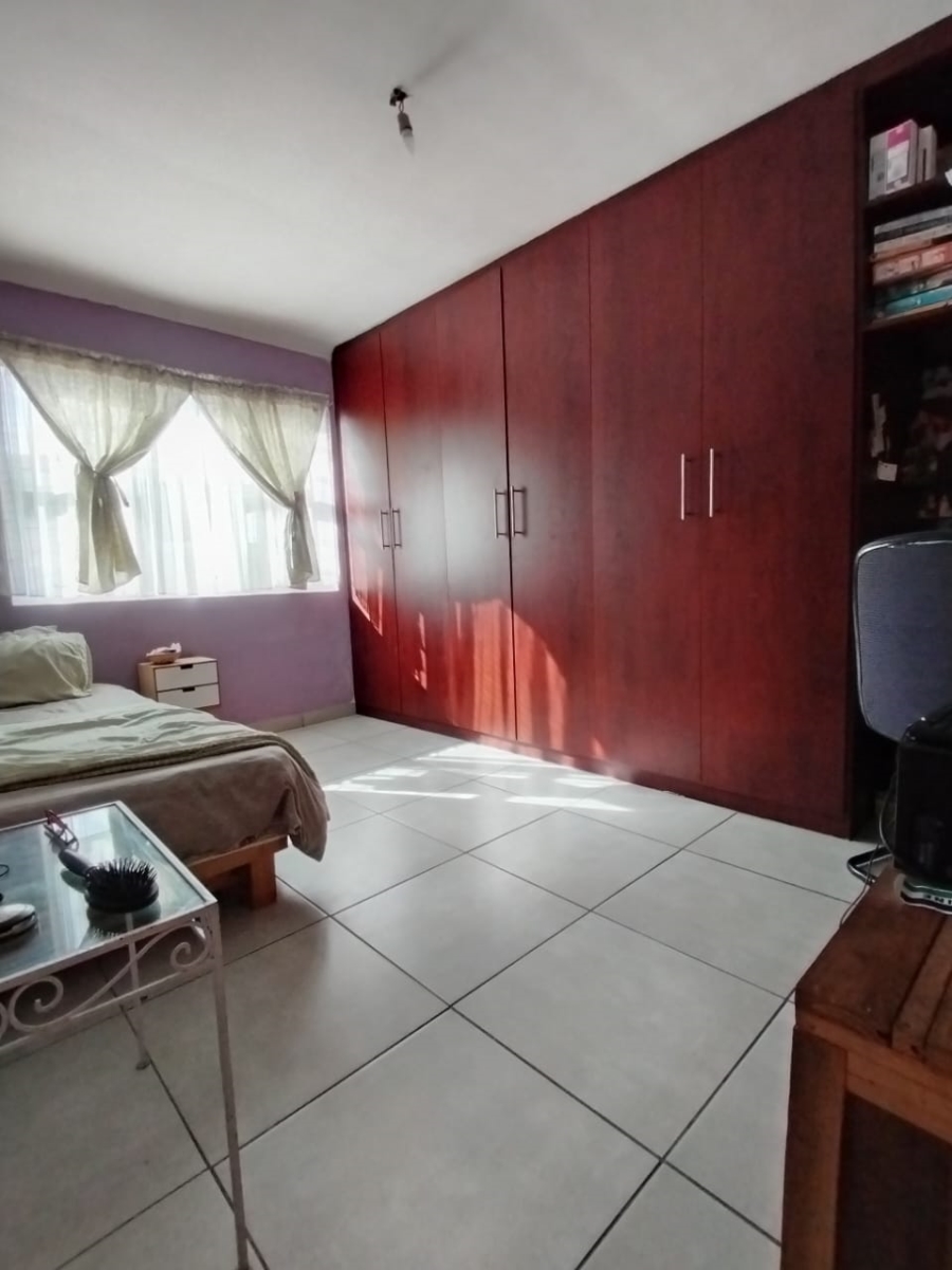  Bedroom Property for Sale in Bridgetown Western Cape